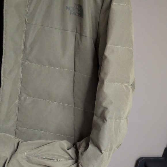 The North Face Heavenly Women's Olive Puffer Jacket - Picture 10 of 10